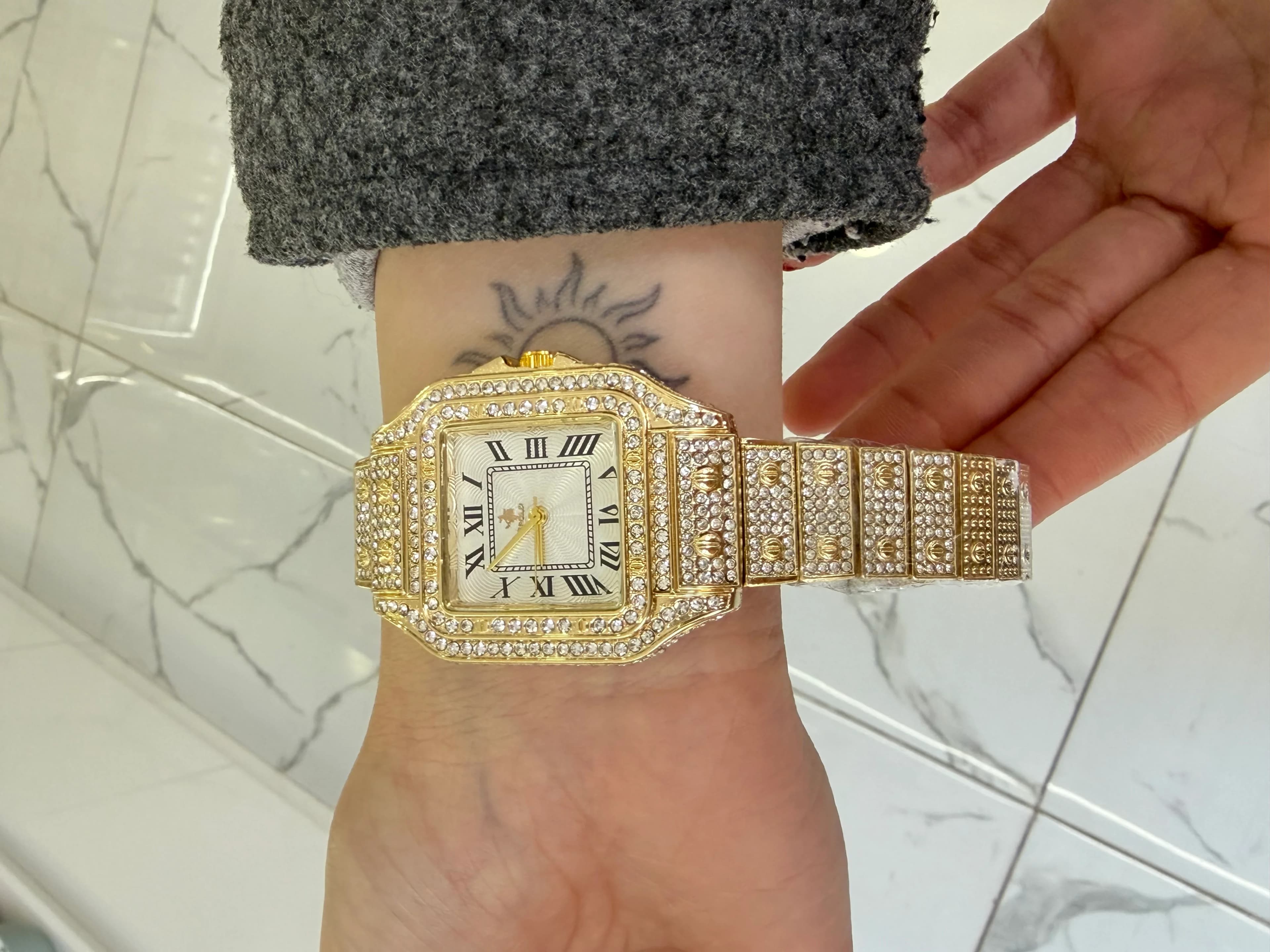 Kare Fulltaş Lüx Saat