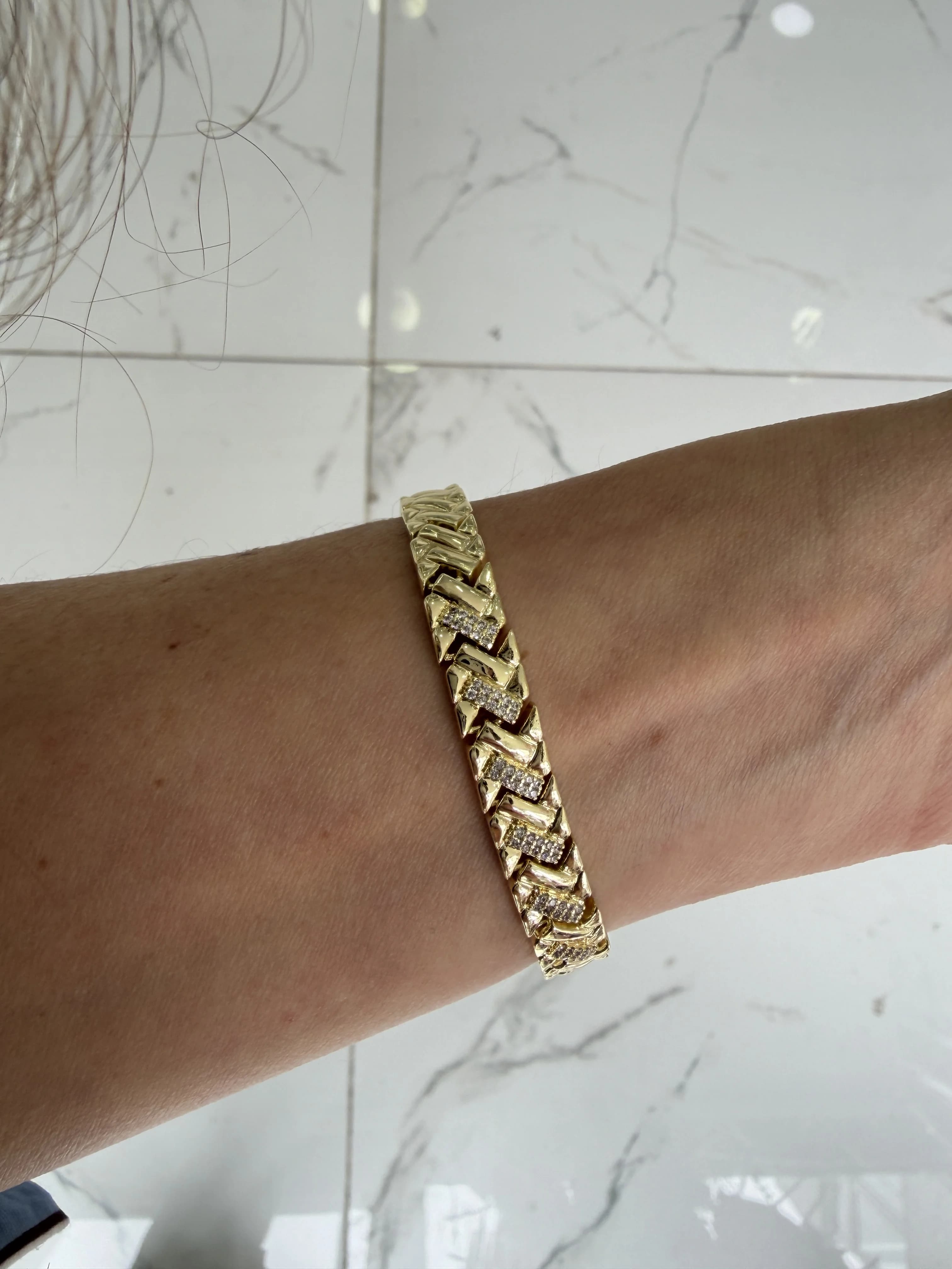 14K Altın Kaplama CM Taşlı Sarmal Bileklik