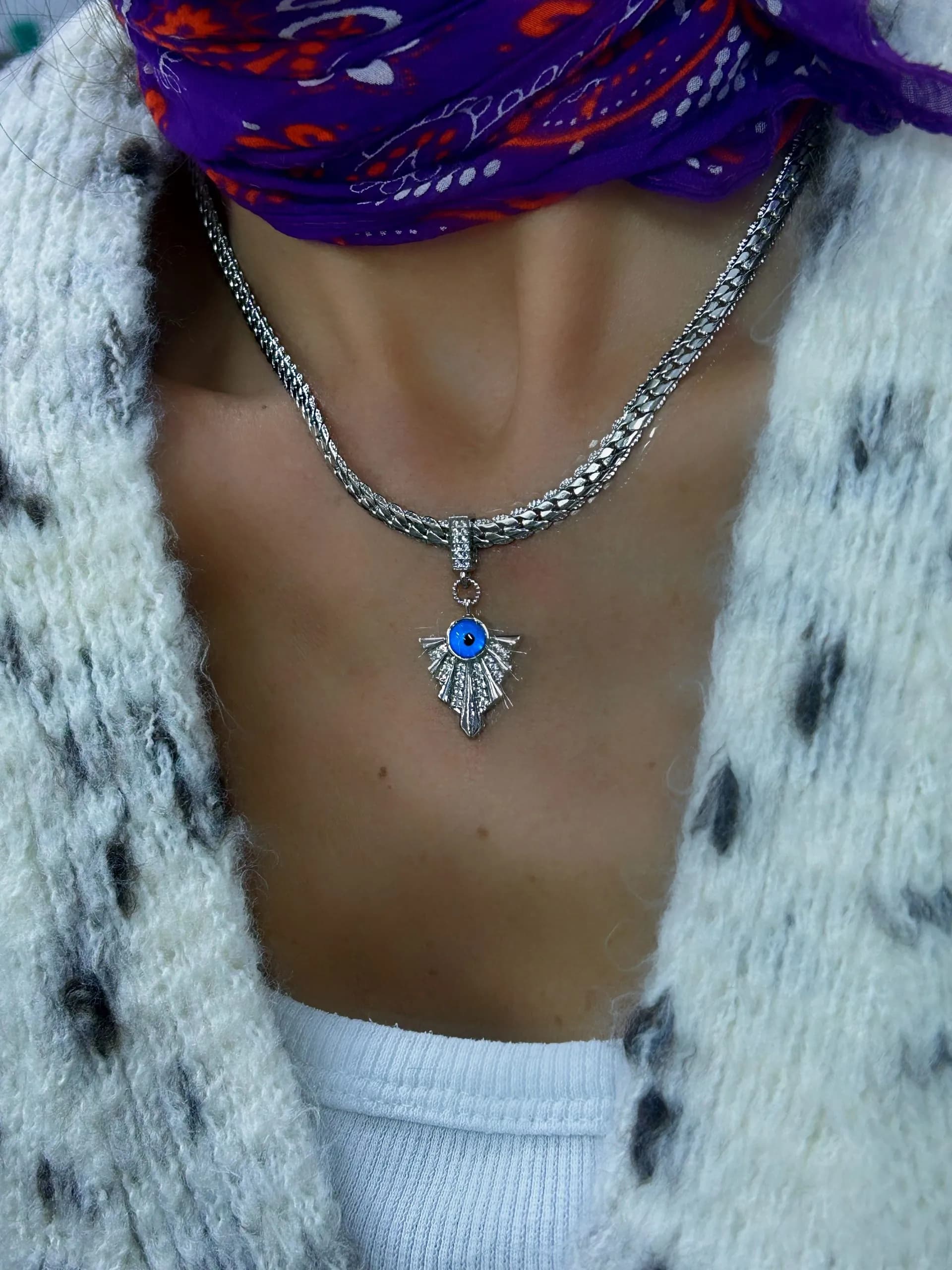 Çelik Gümüş Renk Kobra Zincir Göz Charm Kolye