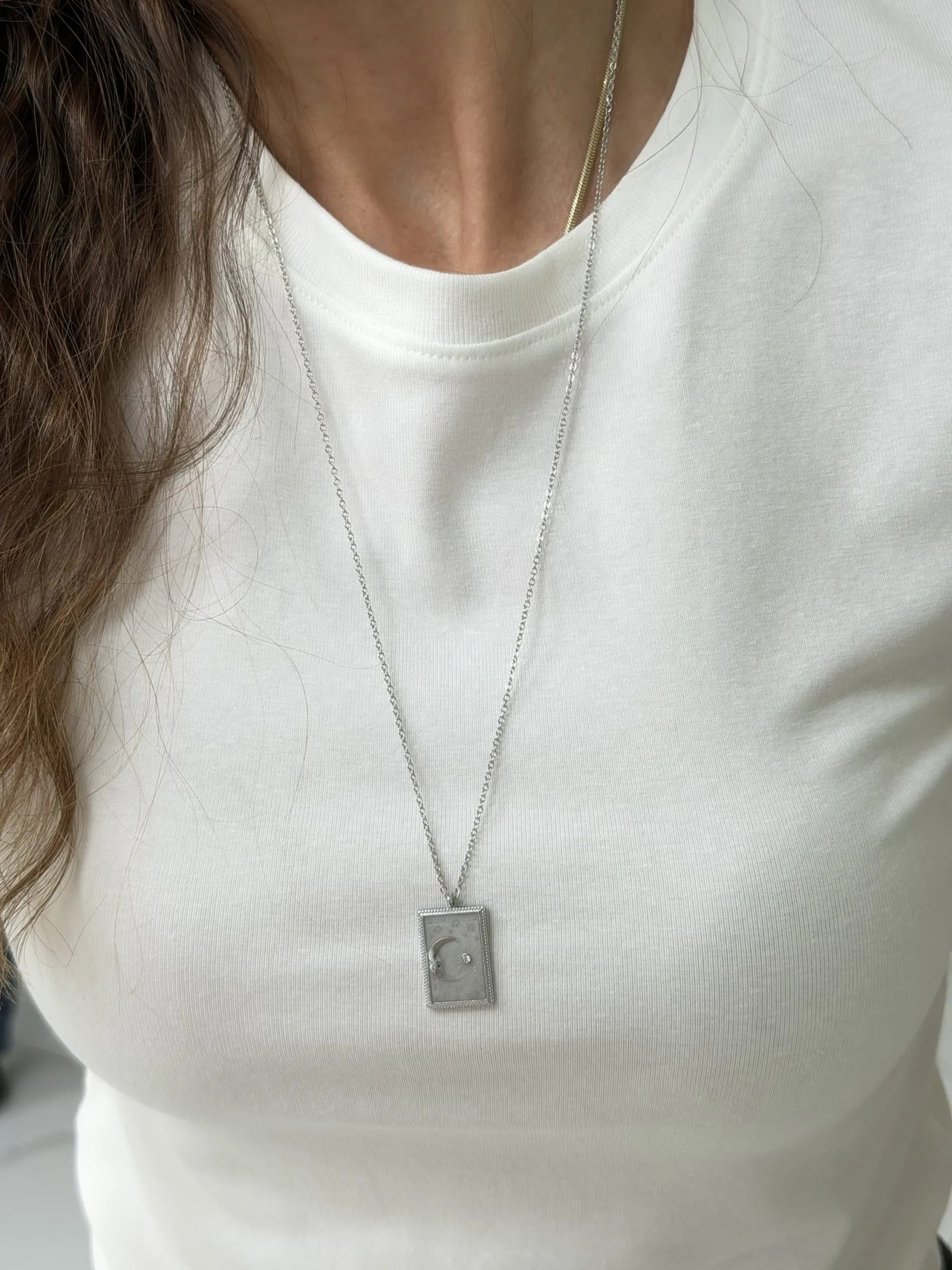 Çelik Gümüş Renk Uzun 60 cm Gece Kolye