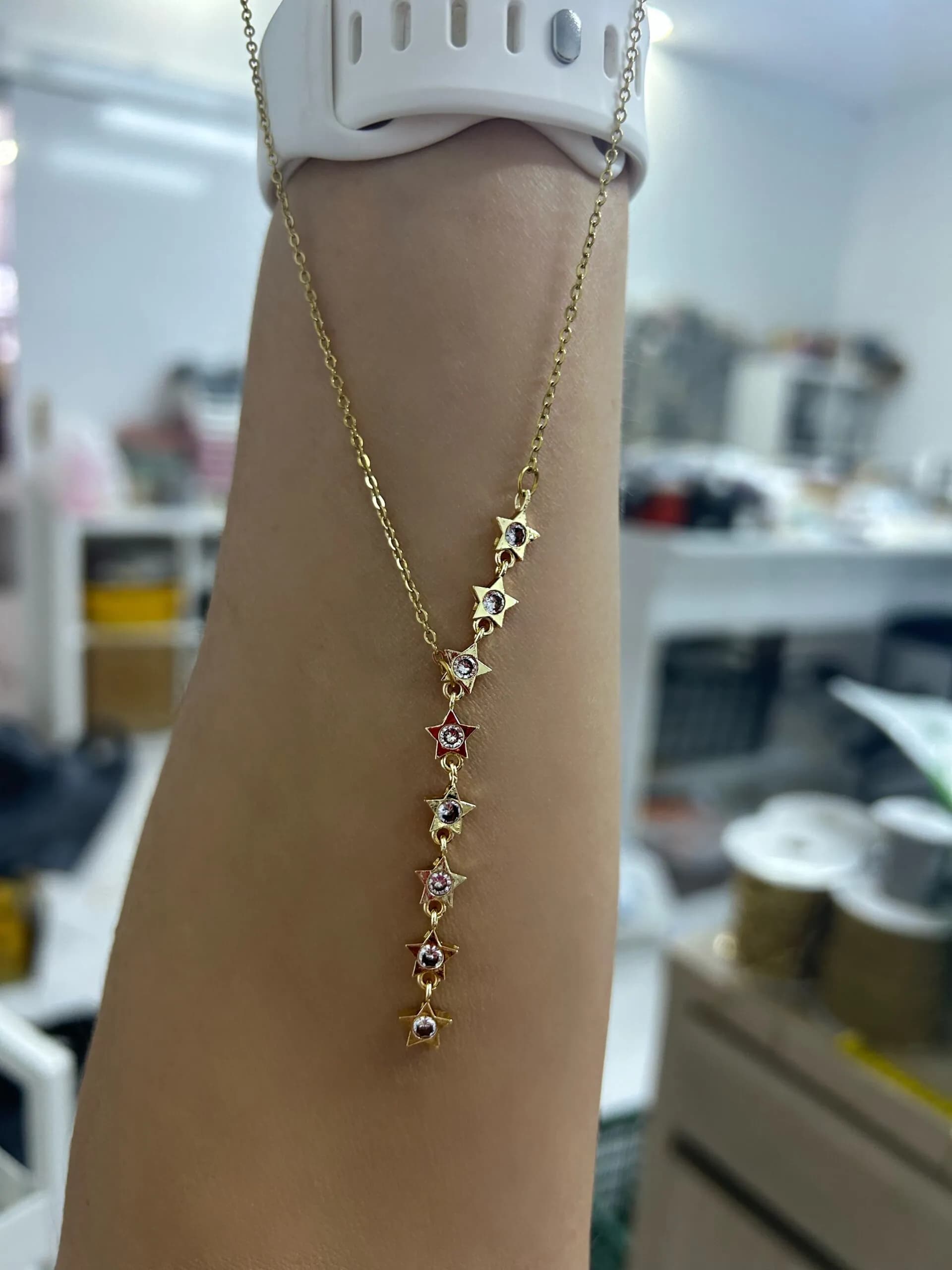 Çelik Sıralı Yıldız Kolye