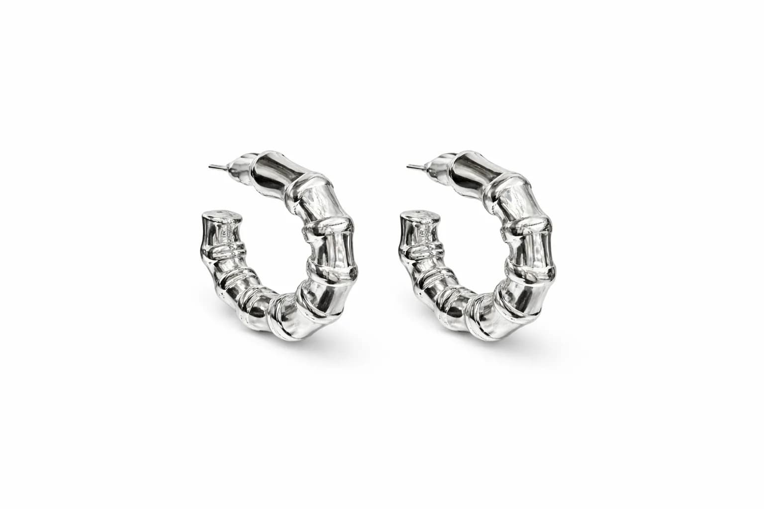 Hafif Gümüş Renk Halka Küpe