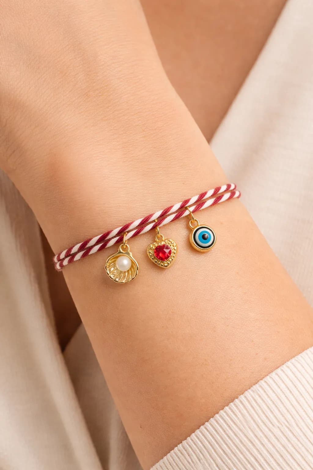 İstiridye Marteniçka Charm Bileklik