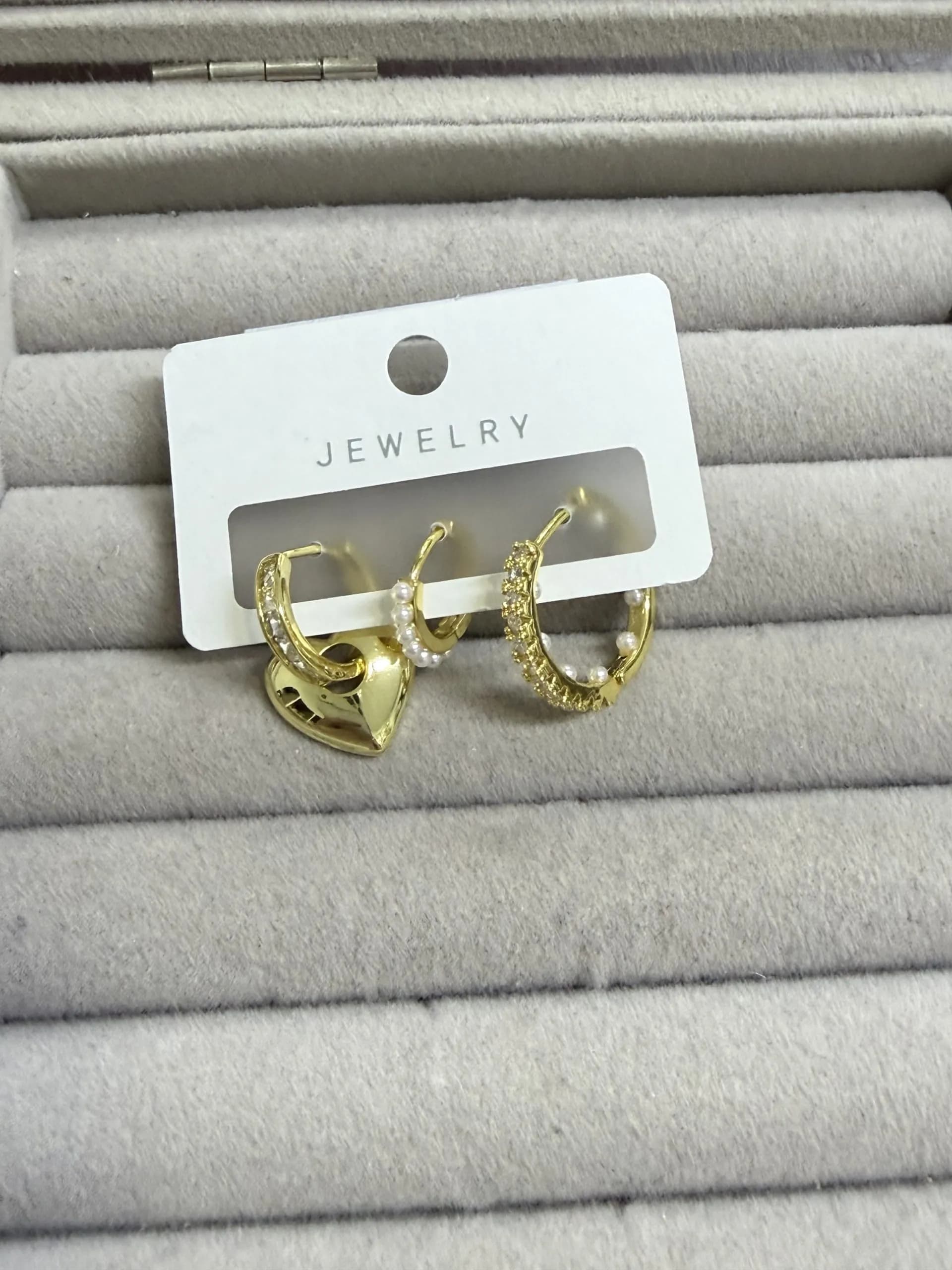 Kalpli 3 lü Küpe Seti