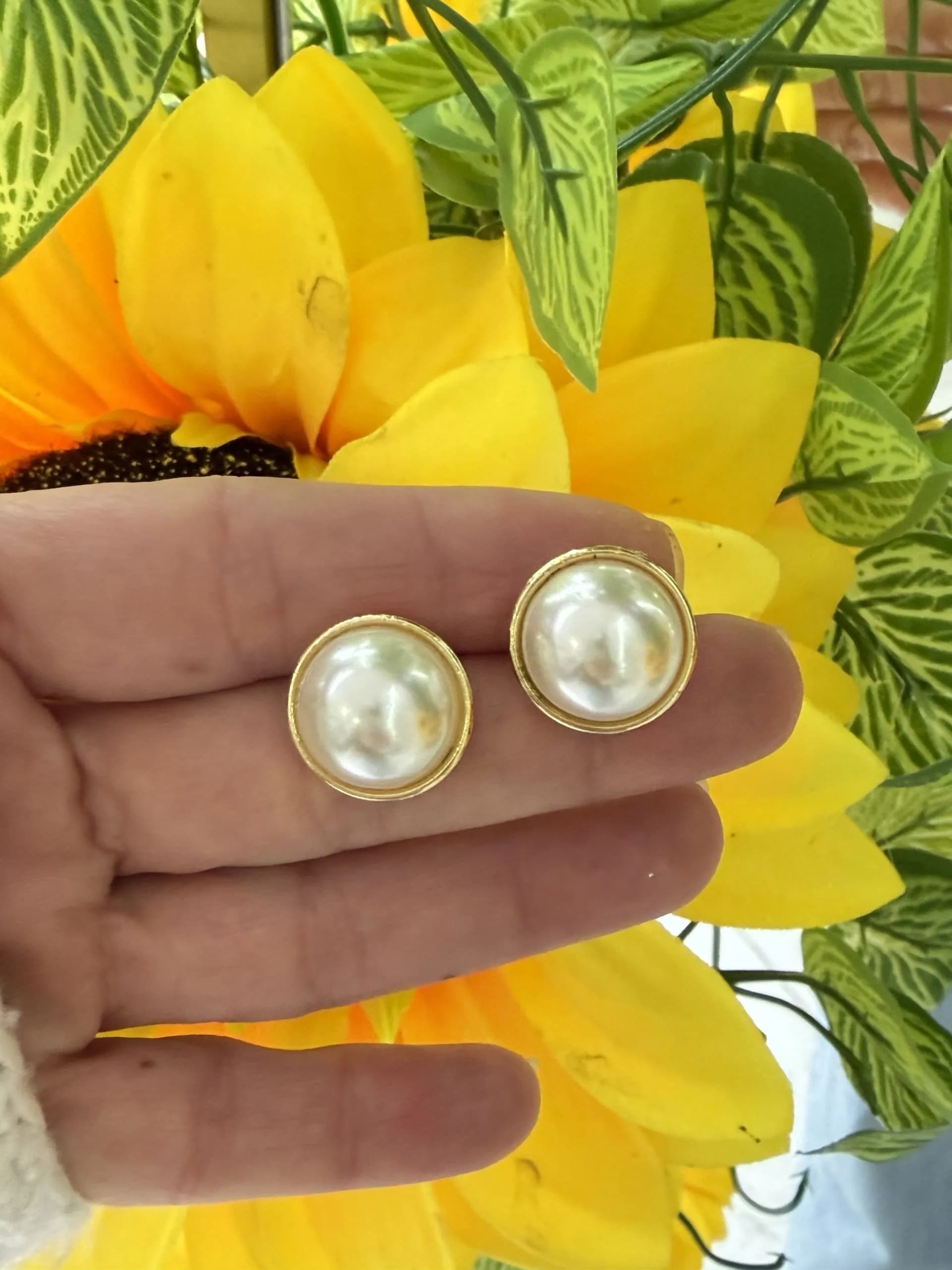 Orta Boy Yuvarlak İnci Küpe