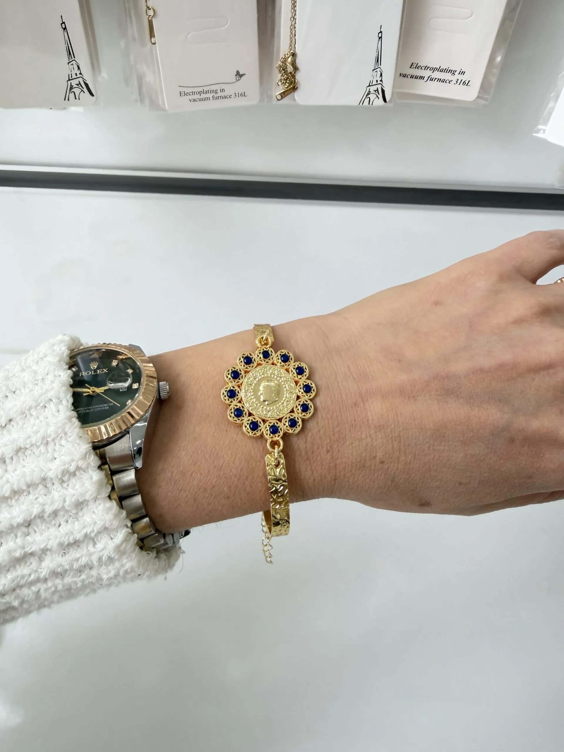 Vip Laci Çeyrekli Kelepçe Bileklik