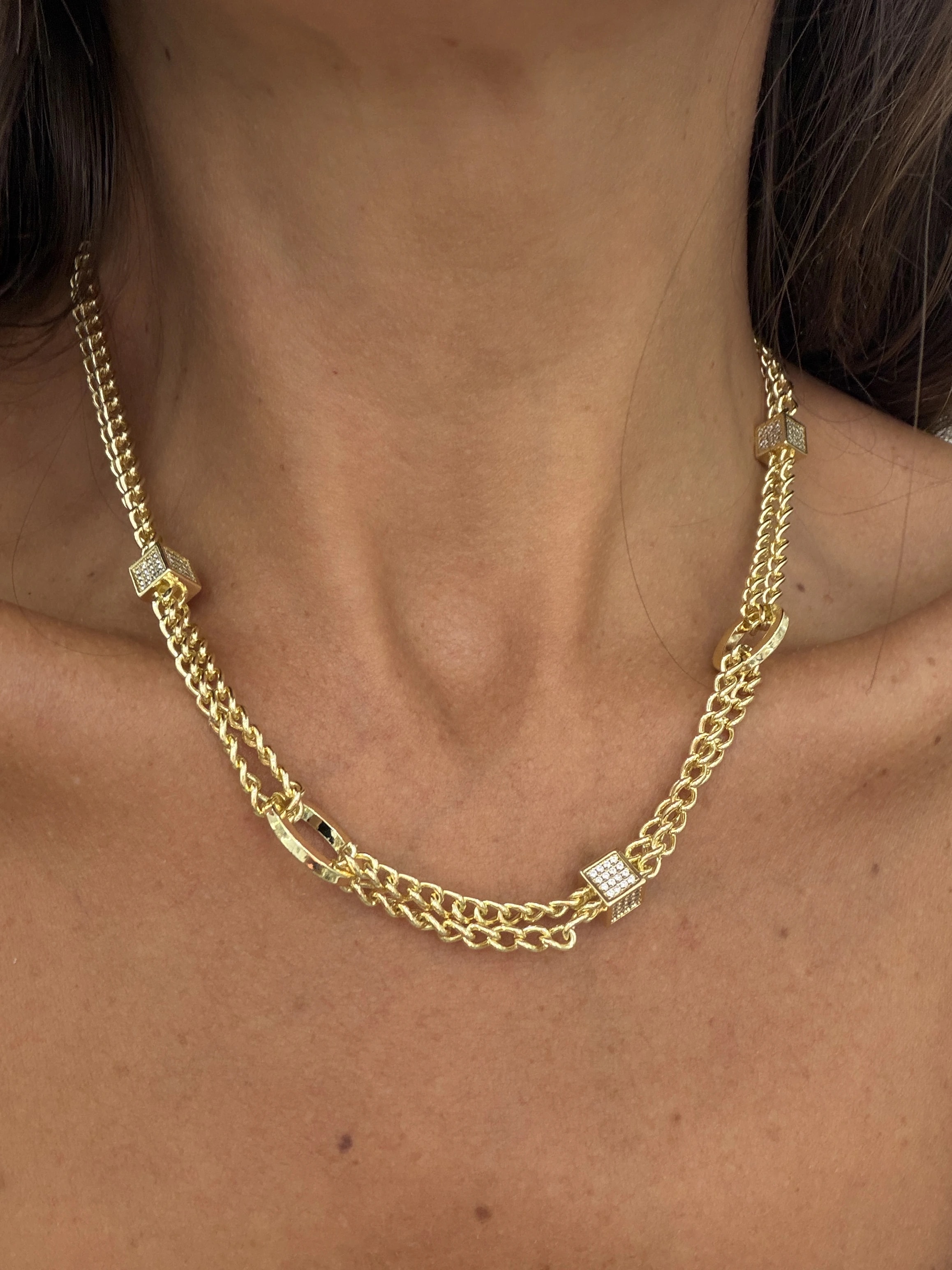 14K CM Altın Kaplama Özel Seri Taşlı Küp Kolye 40 cm