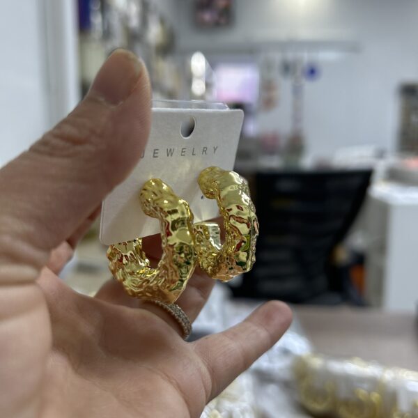 Hafif Kararmaz Küpe