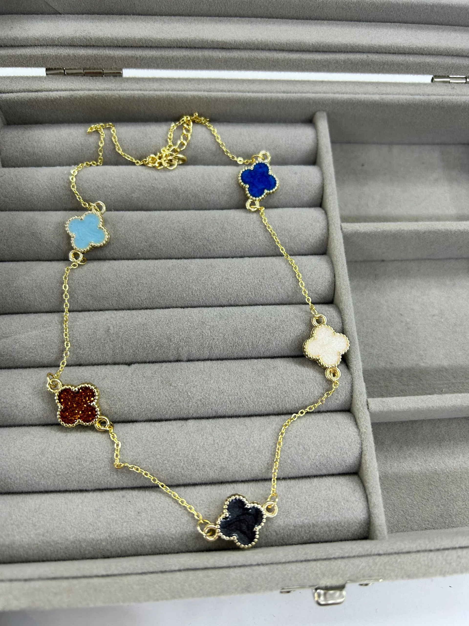 Van Cleff Renkli Yonca Kolye Cleff Renkli Yonca Kolye - Görsel 1