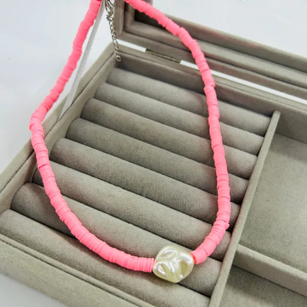 Pembe İnci Detay Fimo Kolye