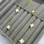 Vip Beyaz Ceff Kolye