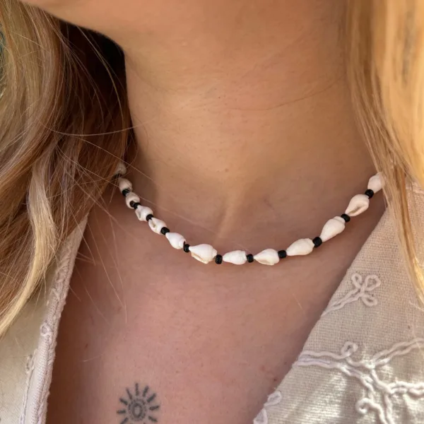 Vip Siyah Deniz Kabuğu Kolye