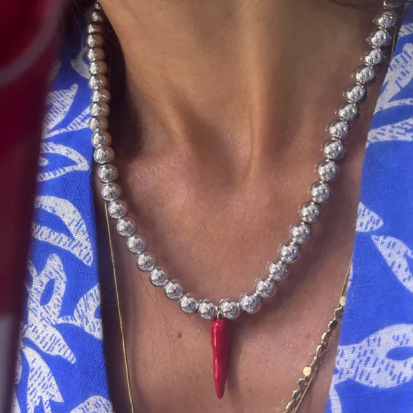 Vip Gümüş Renk Top Kırmızı Biber Kolye