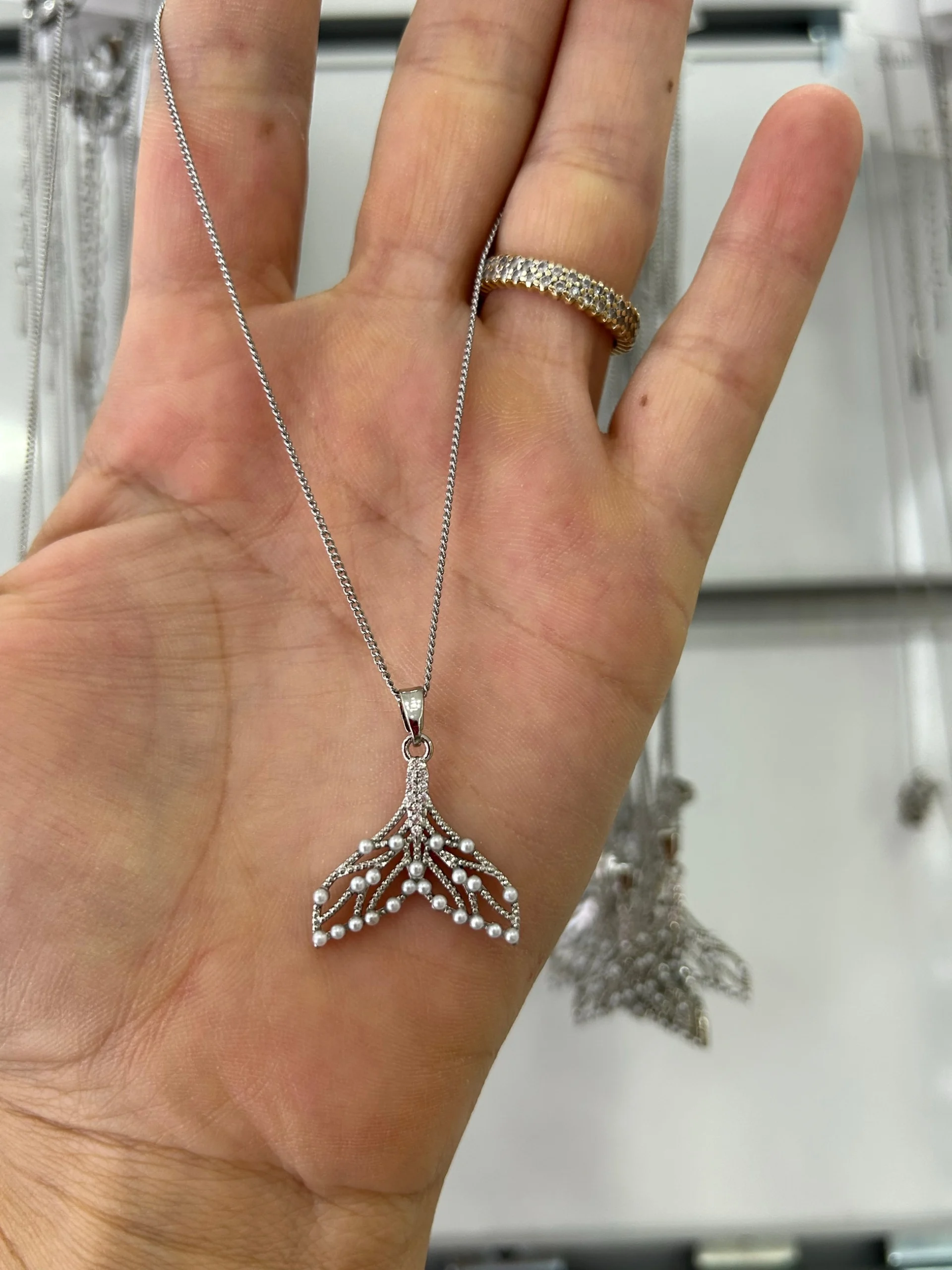 image_1950 Çelik Gümüş Renk Balina Kuyruğu Kolye - Görsel 1