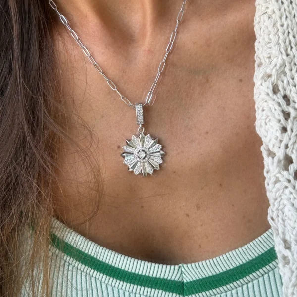 Çelik Gümüş Renk Charm Kolye