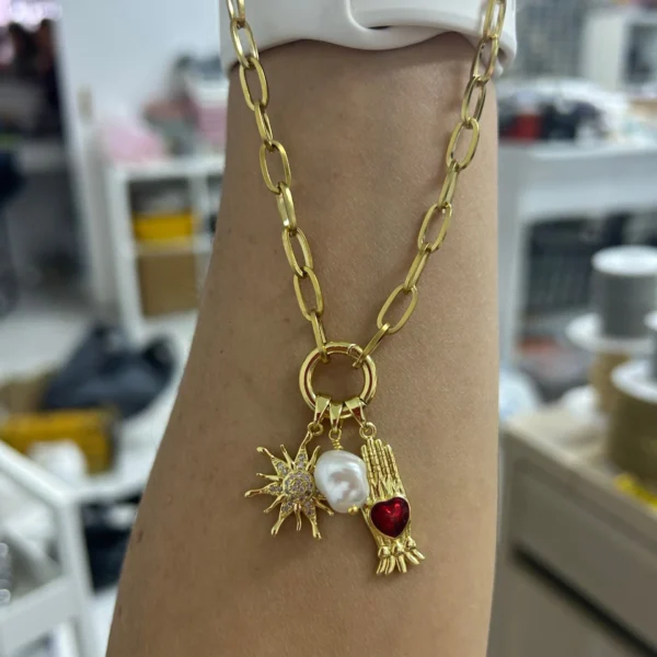 Çelik Kilitli Çıkarılabilir Charm Kolye El