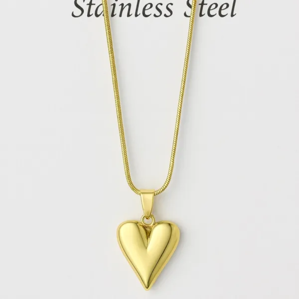 Çelik Yılan Zincir Bombe Kalp Kolye