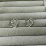 Gümüş Renk Boş Kalp Küpe