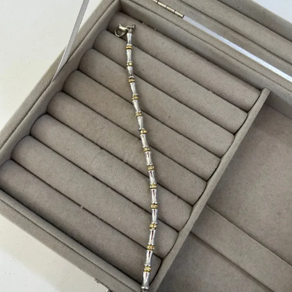 Vip Avukat Leyla Serenay Bileklik Gümüş renk