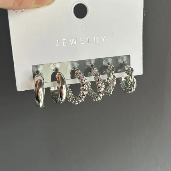 Gümüş Renk 3 lü Küpe Seti