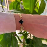 Vip Siyah Yonca Kelepçe Model Bileklik