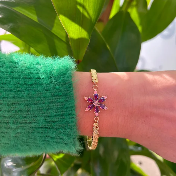 Vip Zirkon Taşlı Lotus Çiçeği  Kelepçe Model Bileklik