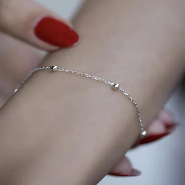 Kadın Gümüş Renk Top Zincir Bileklik