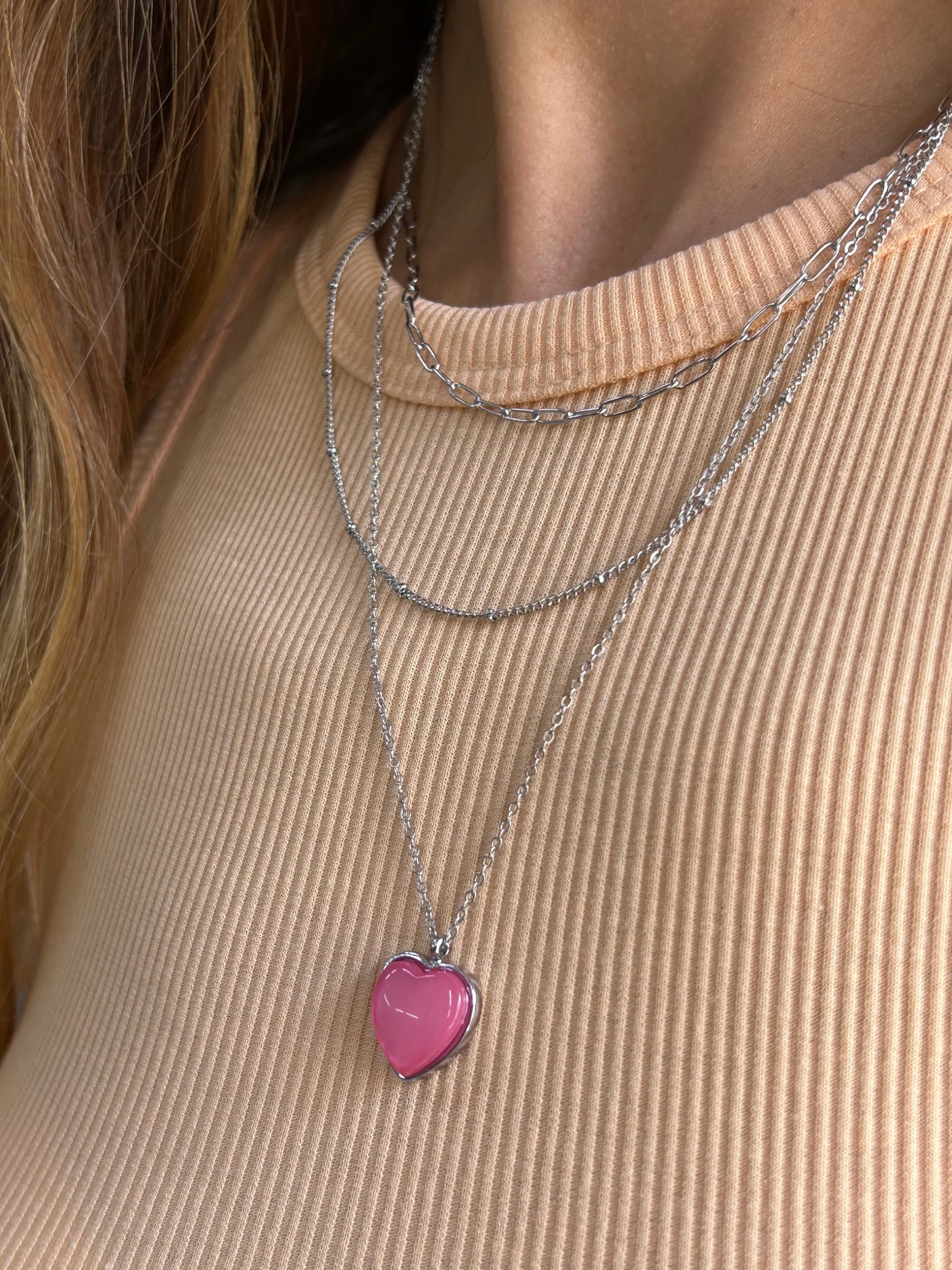 Çelik Çoklu Pembe Kalp Kolye Çelik Çoklu Pembe Kalp Kolye - Görsel 1