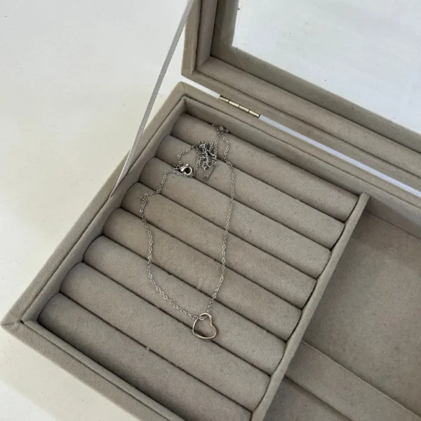 Çelik Gümüşl Renk  Mini Kalp Kolye