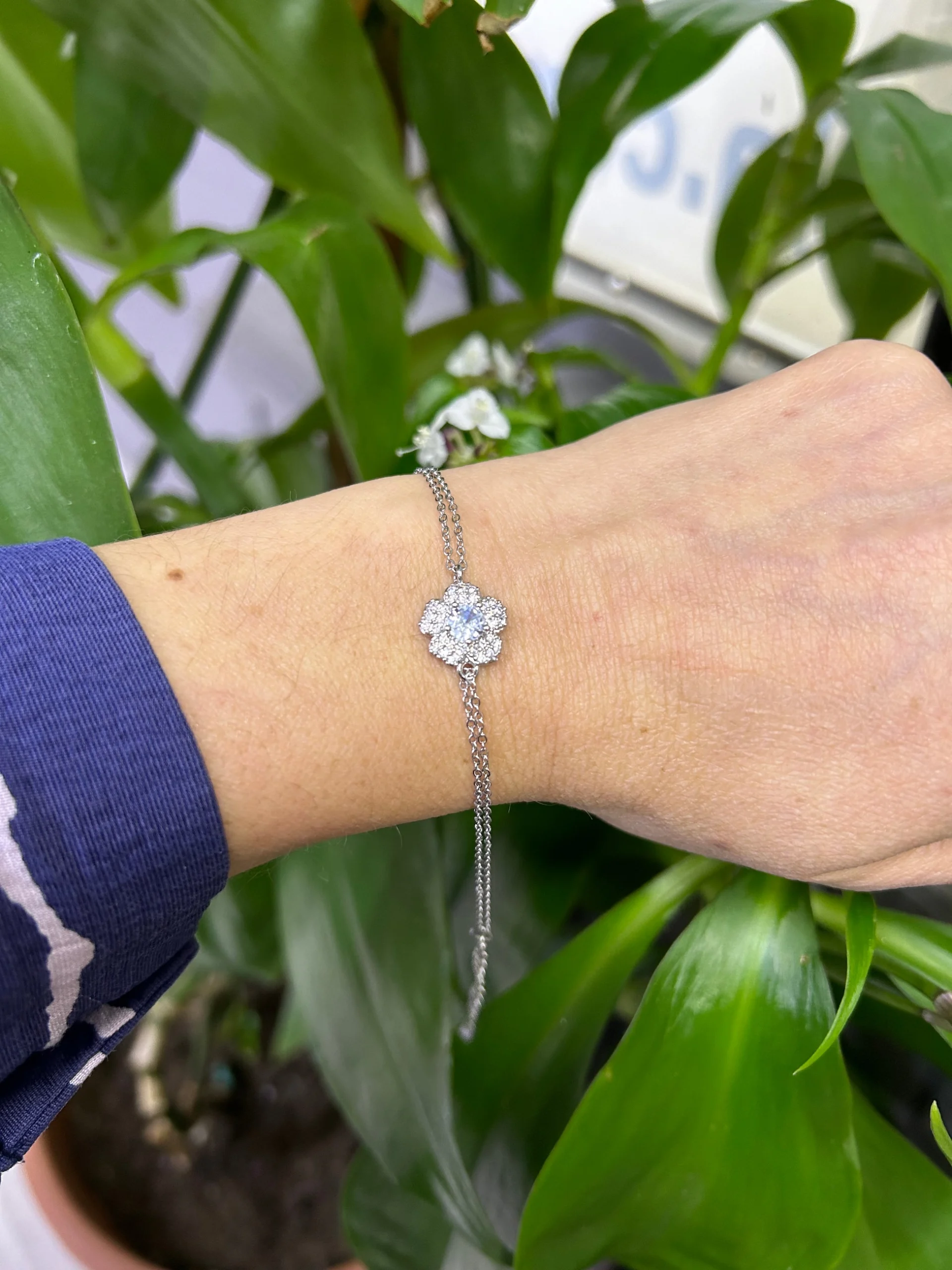 Çelik Zirkon Taş Çiçek Bileklik Çelik Zirkon Taş Çiçek Bileklik - Görsel 1