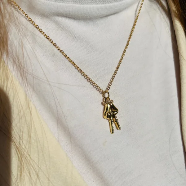 Çelik Gold Taşlı Barış Kolye