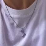 Çelik Gümüş Renk Çizme Kolye