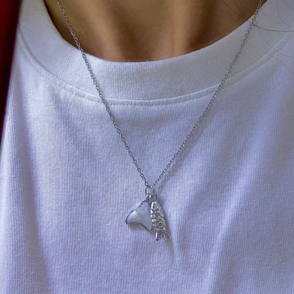 Çelik Balık Charm Kolye