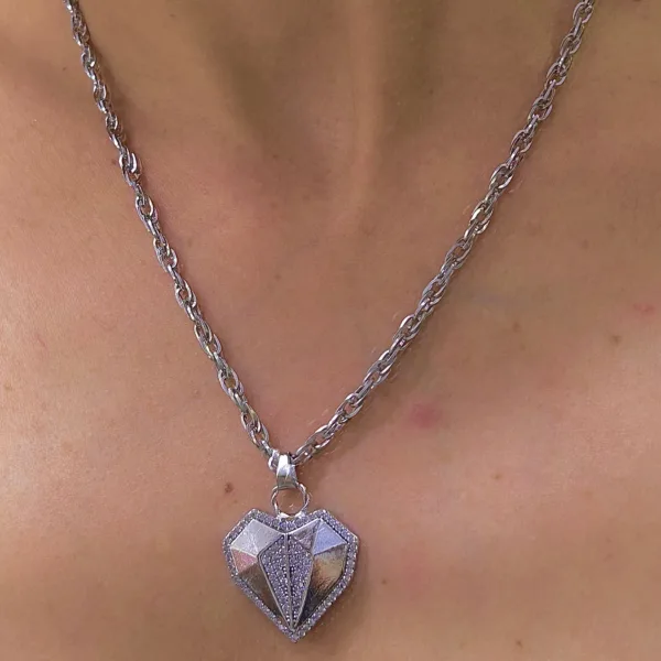 Çelik Gümüş Renk Kalın Kalp Kolye