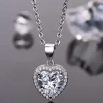 Çelik Gümüş Renk Pndr Kalp Kolye