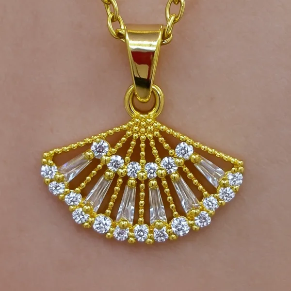 Çelik Baget Taşlı Mini Yelpaze Kolye