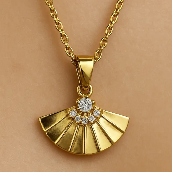 Çelik Yarım Taş Minik Yelpaze Kolye