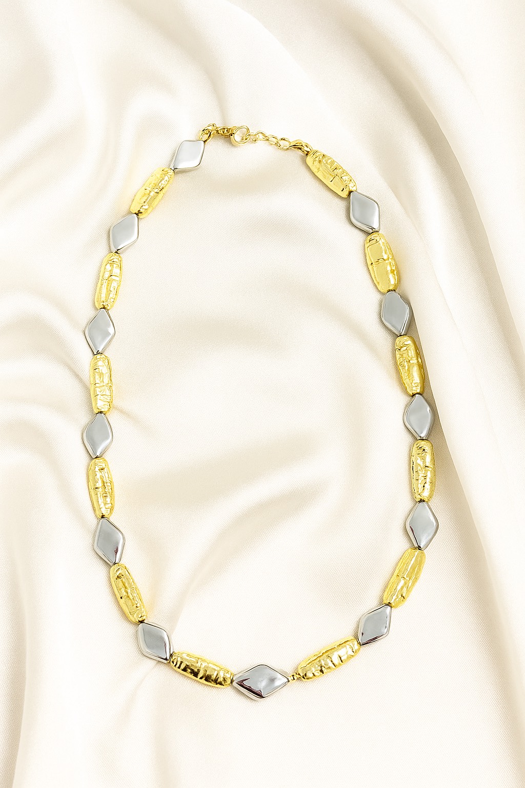 29FC93D9-ADDF-464B-BF2F-49CE6B2A5475 Vip Tasarım Kemik Kolye - Görsel 1