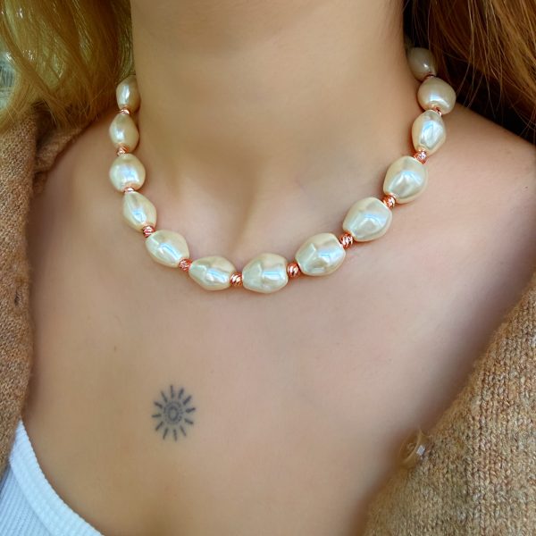 Vip Tasarım Krem Boncuk Rose Dorika Kolye