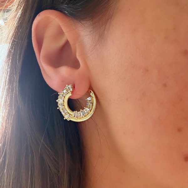 Xuping Altın Kaplama Baget Taşlı Tarz Kıvrım Küpe