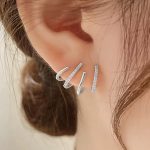 Gümüş Renk Taşlı Çoklu Görünüm Küpe