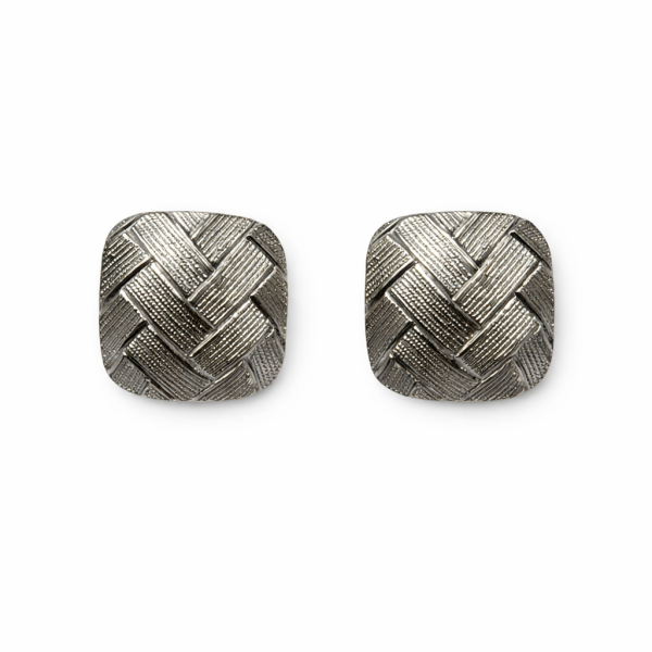 Gümüş Renk Kare Hasır Küpe