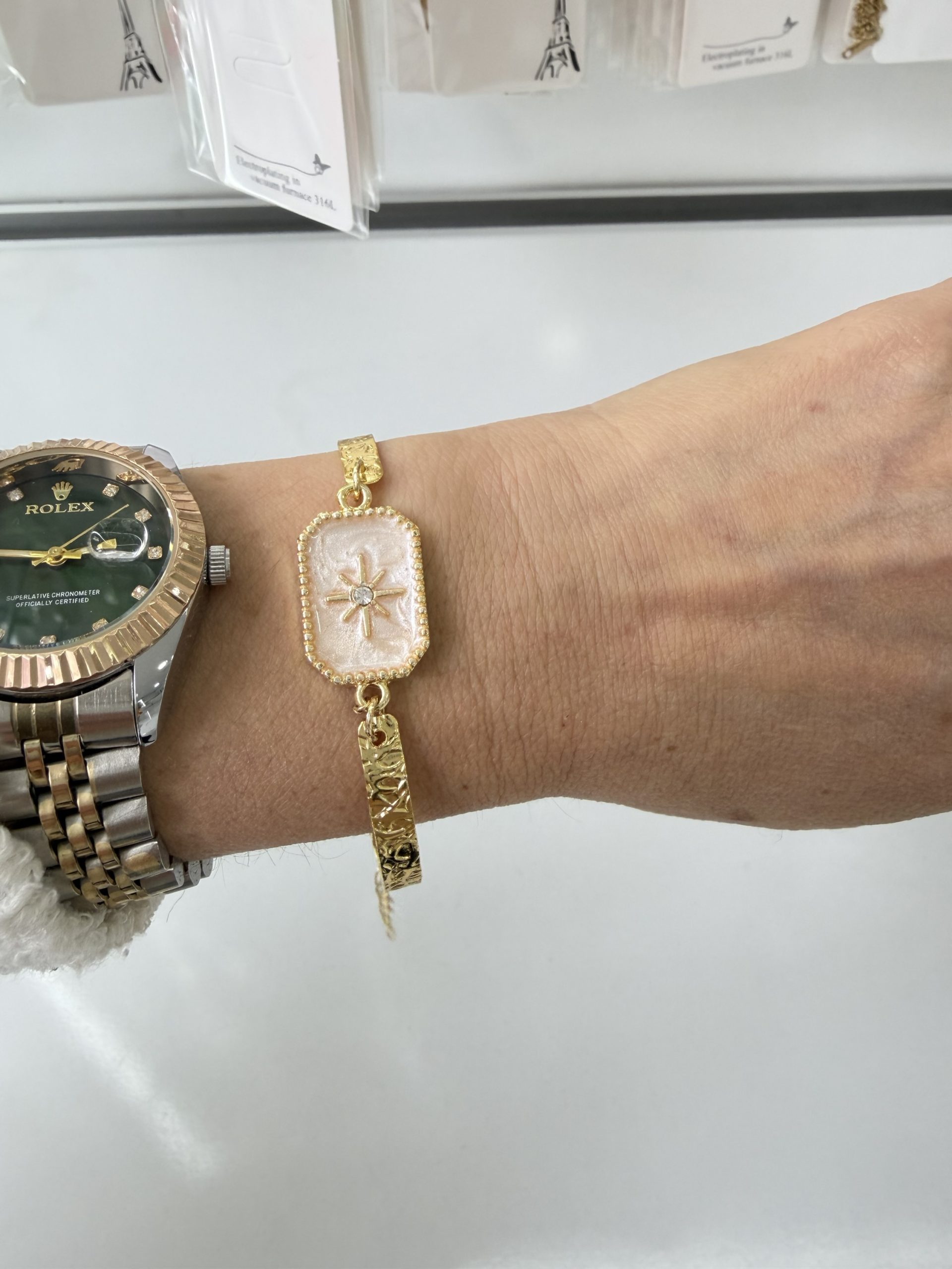 img_5784 Vip Krem Kelepçe Bileklik - Görsel 1